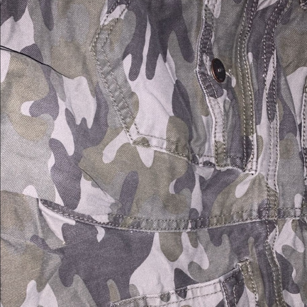 Camouflage shorts - Picture 1 of 2